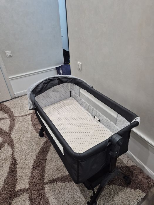 Детская кроватка манеж