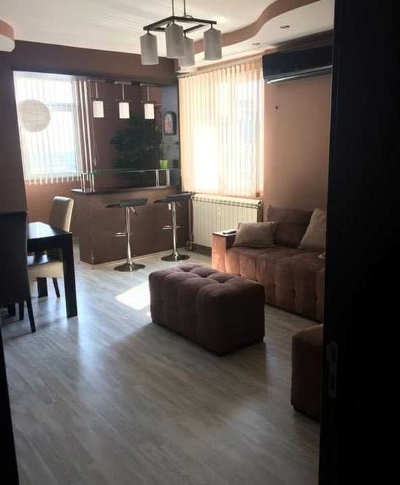 Двустаен апартамент в Люлин 1