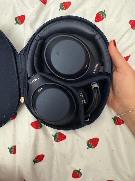Стерео слушалки SONY WH1000XM4B
