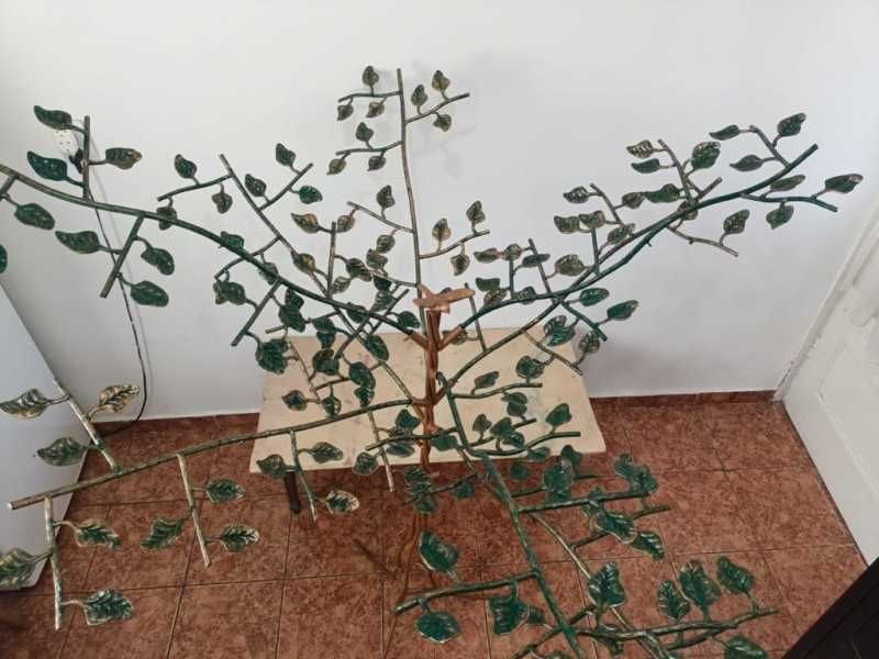 Copac din tier forjat