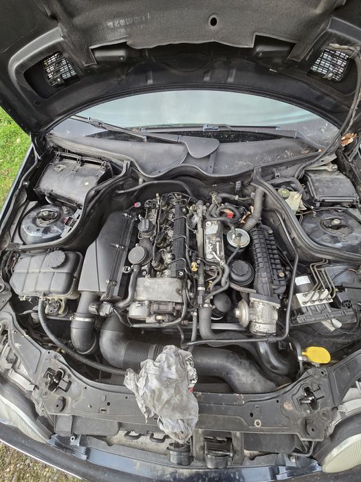 Mercedes c200cdi на части
