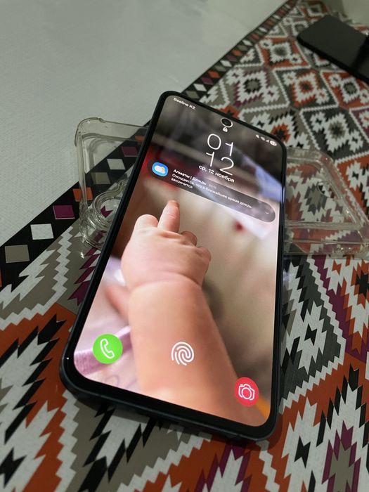 Samsung(самсунг)A55 8/128 обменяю на Iphone(айфон)