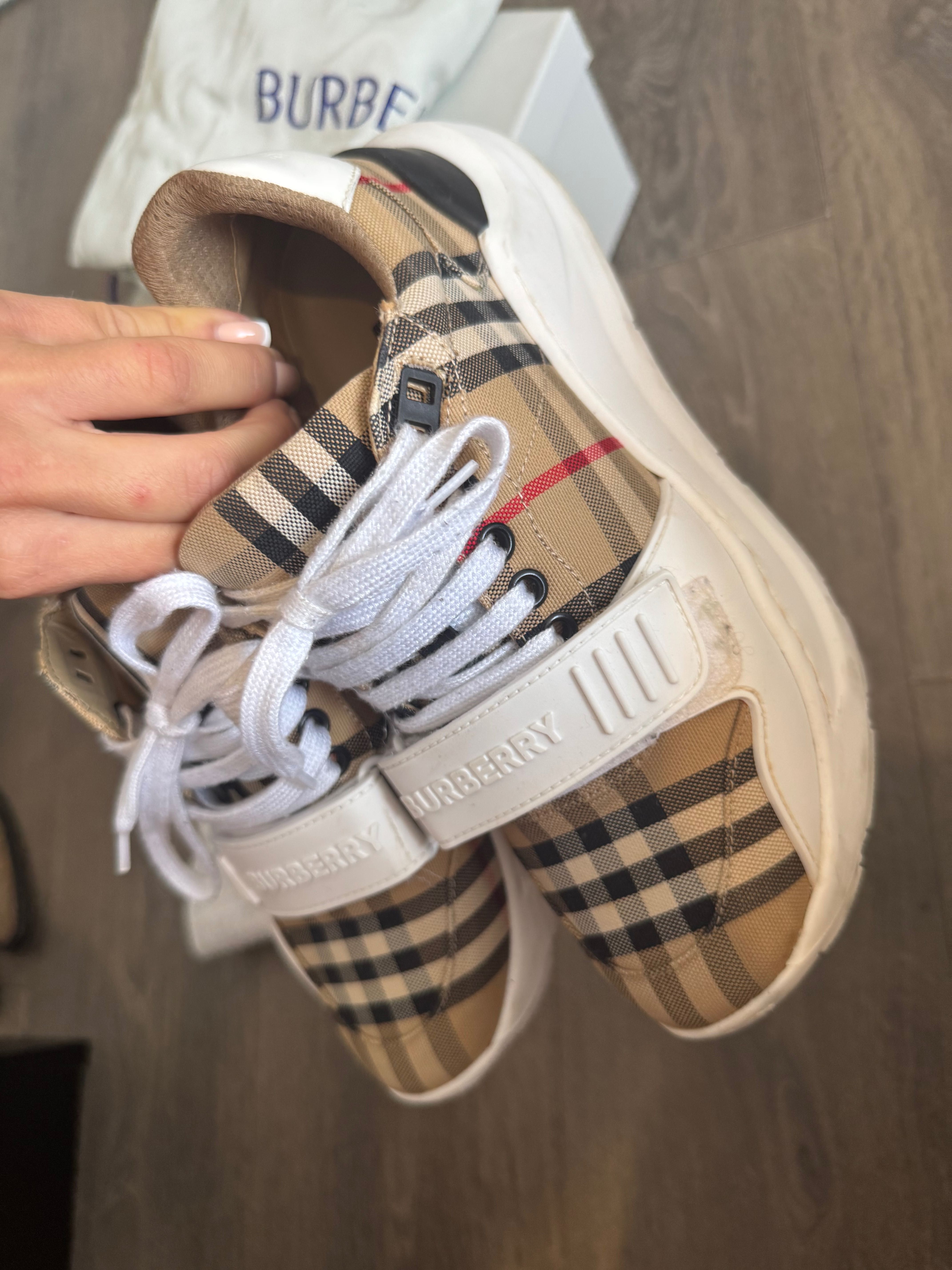 Маратонки Burberry оригинални