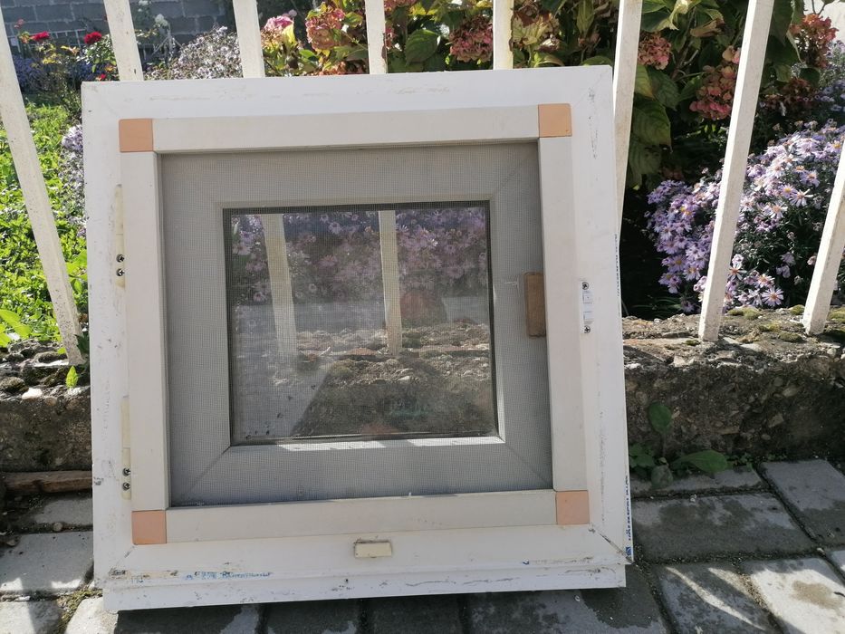 Vând fereastră din termopan