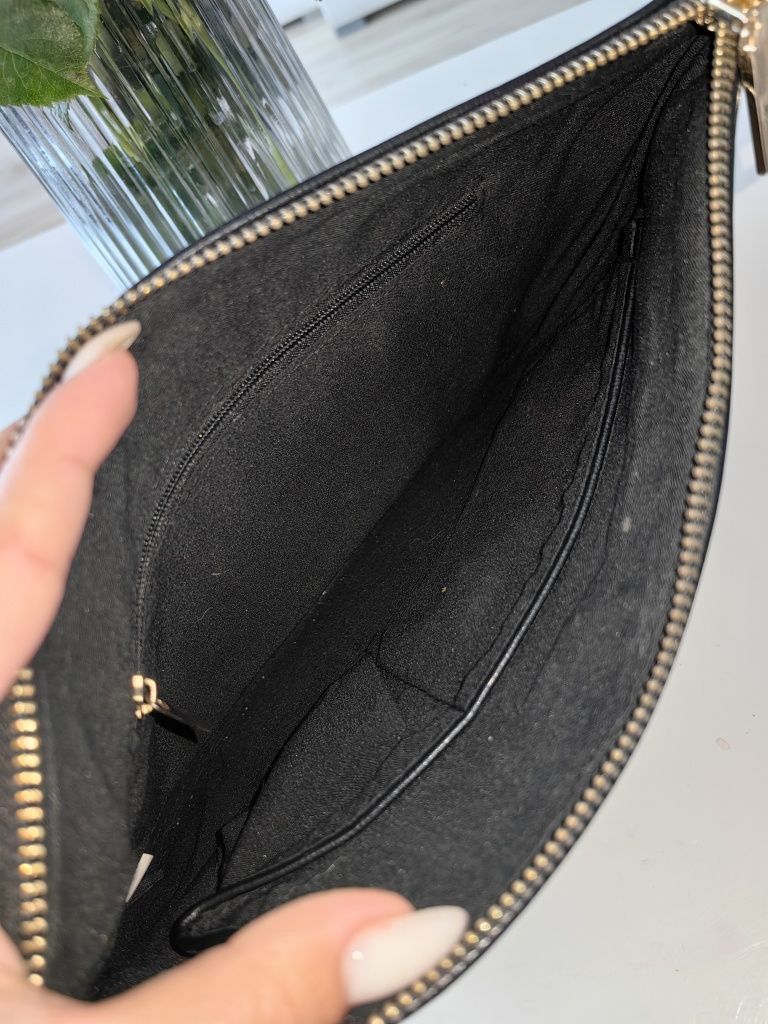 Черна клъч чанта