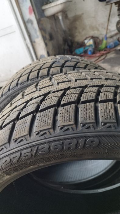 Зимни гуми 275 35 19