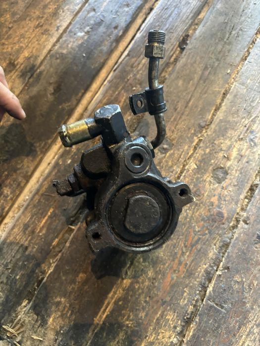 Хидравлична помпа Ford Форд куриер фиеста Courier