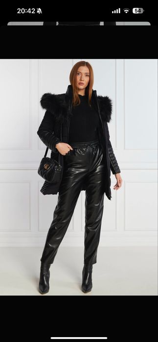 Дамски панталон ,кожен Guess