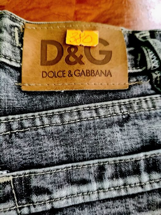 BLUGI originali Dolce &Gabbana.Pentru băieți de 11-12 ani!Noi!