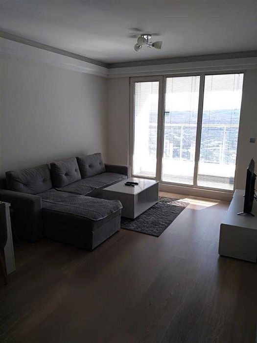 Дава се под наем Четиристаен апартамент в Пловдив, Център - 78 кв.м за 204 € - Снимка #2