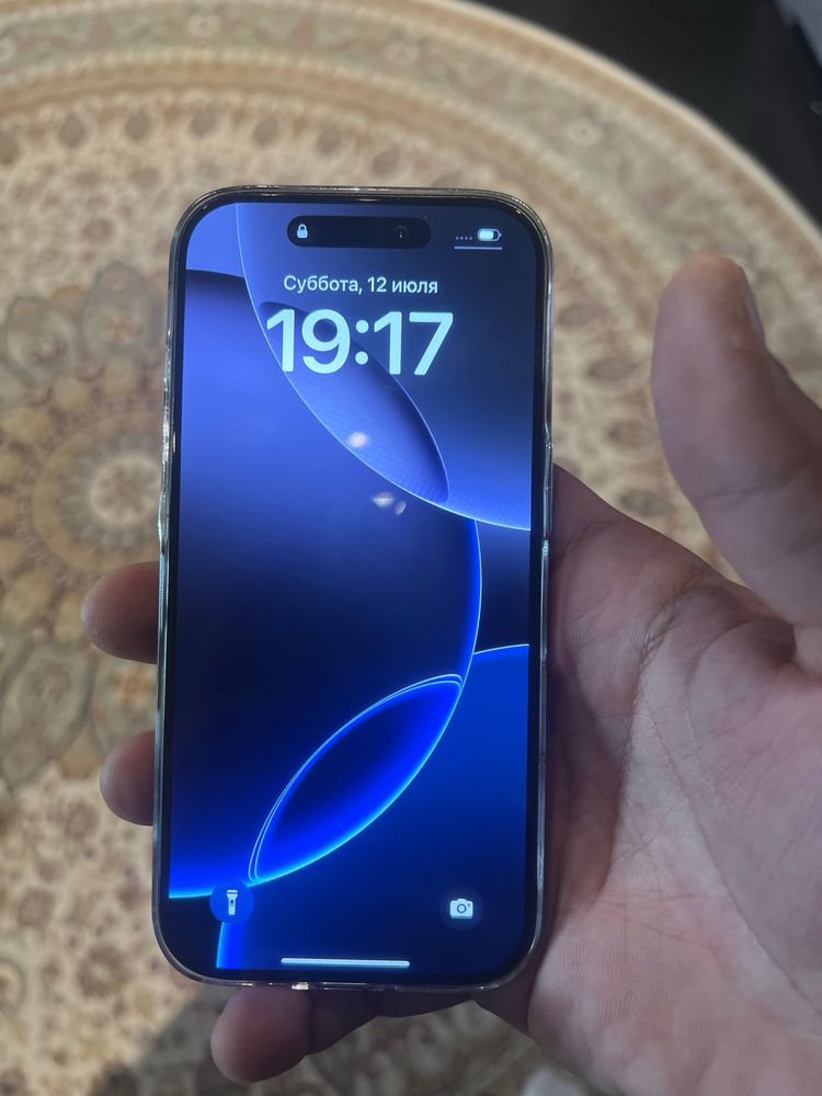 iPhone 16 pro 128gb black