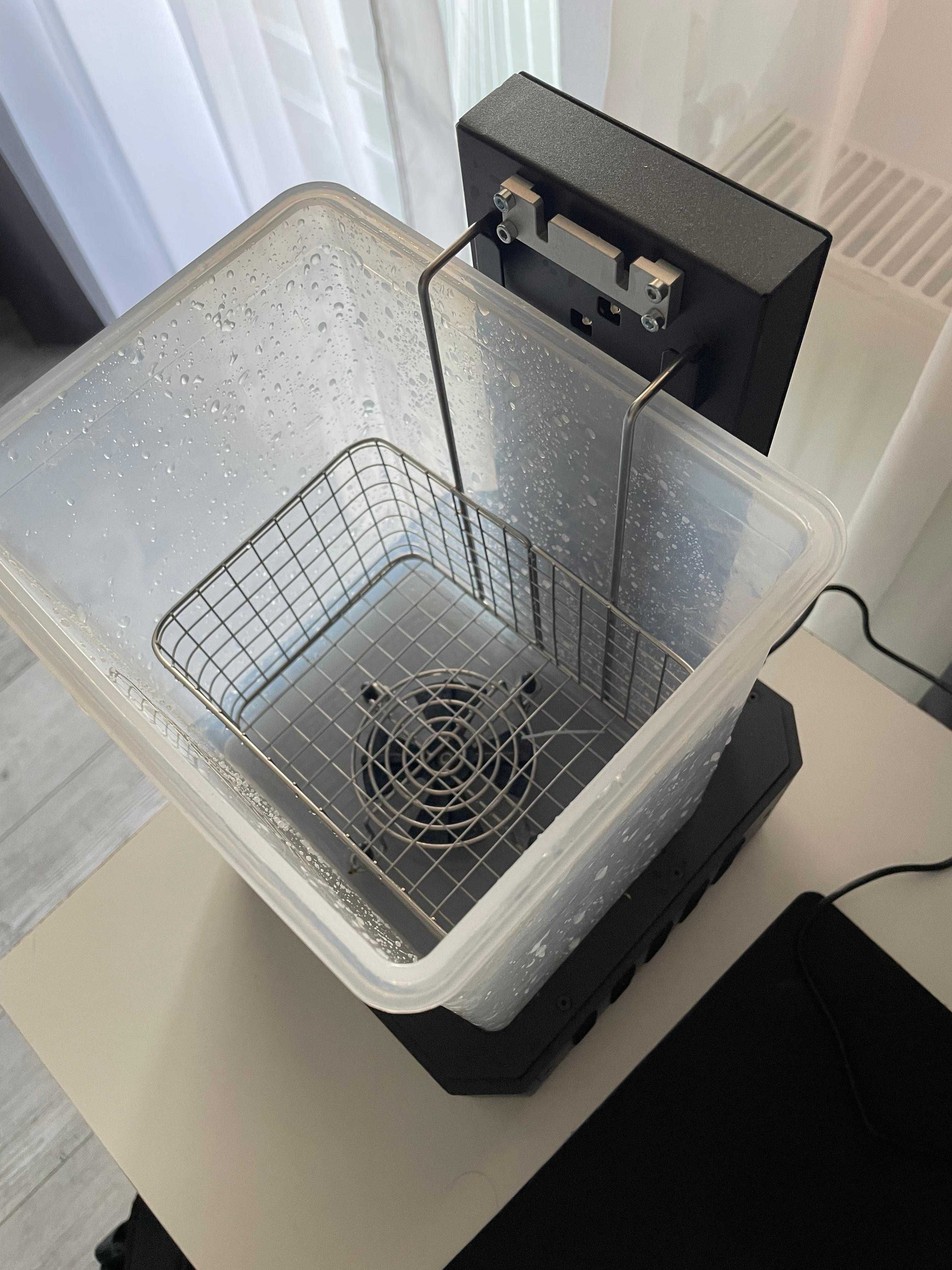 Creality UW-01 – statie de spalare si intarire rasina