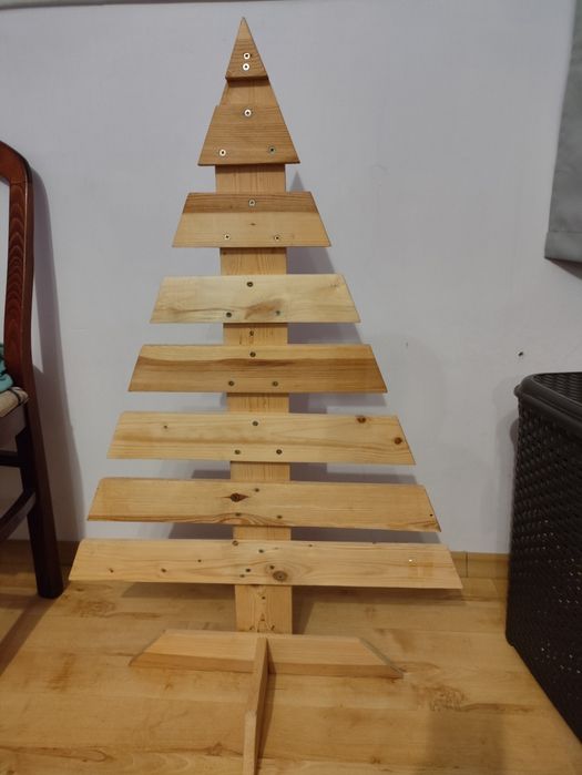 Дървена коледна елха