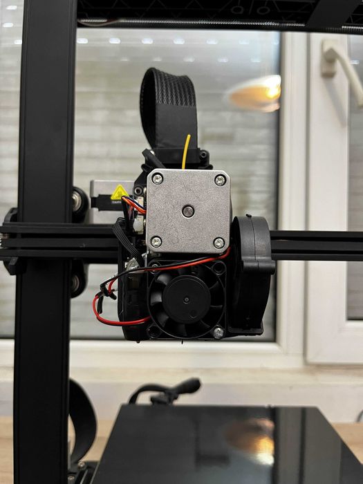 3д принтер ender 3 v3 SE