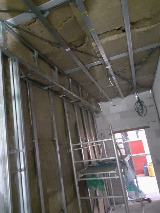 Structuri și placări de rigips