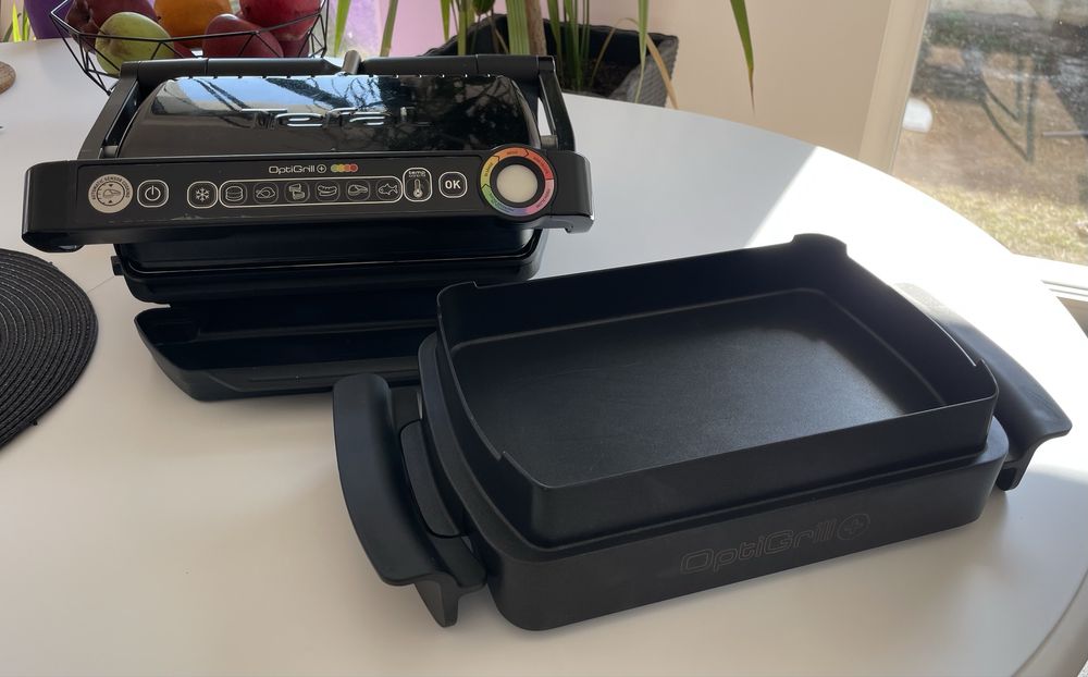 Gratar Electric Tefal OptiGrill + contine si Tava de Copt