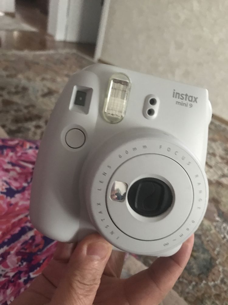 Instax mini 9 без плёнки новая