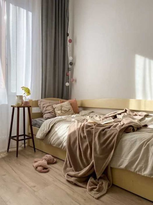 Дава се под наем Тристаен апартамент в София, Зона Б-18 - 110 кв.м за 765 € - Снимка #2