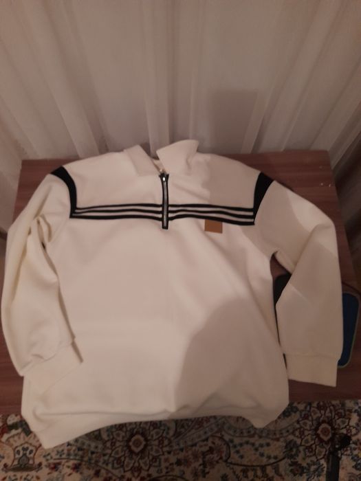 Качественный свитер