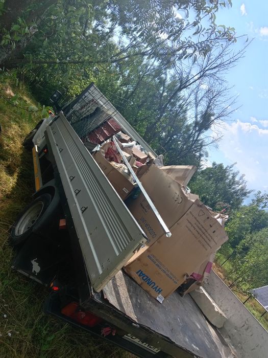 Debarasez aruncam mobila veche etc.