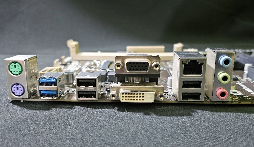 Placa baza gaming Asus Trooper B85 Plus socket 1150