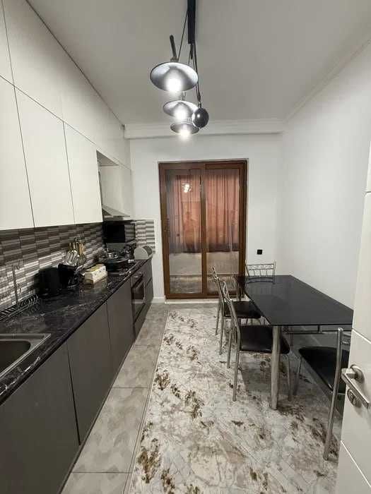 Яккасарай! Сдается евро кв-ра 2-ком. 3/9, ! 318*