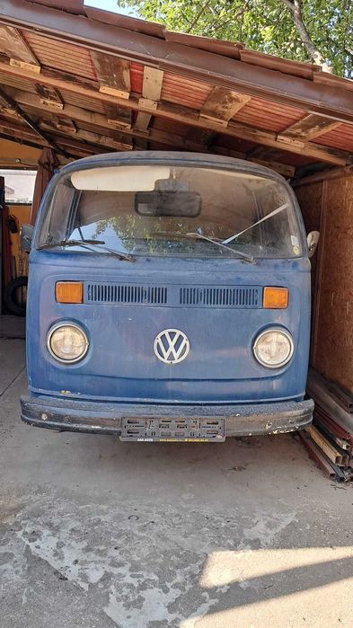 VW Transporter T2B an fabricatie 1975