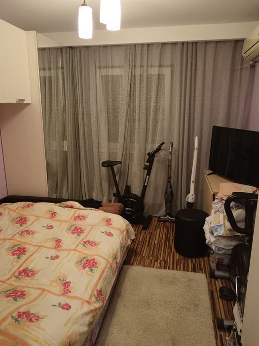 Apartament 3 camere et 1/4 + parcare + loc boxa/centrala/ proprietar.