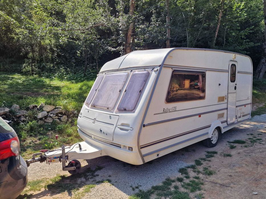 Rulota Compass Ingrijita Gata de Drum