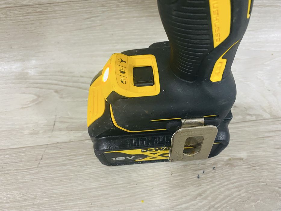 Filetanta Dewalt DCD796