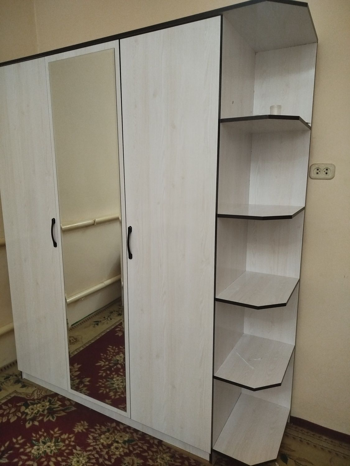 Shikaf satiladi taza