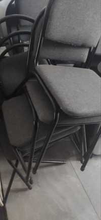 офисные стулья сломанные