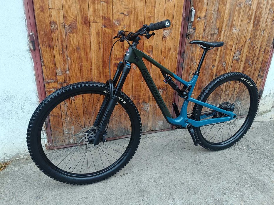 Rocky Mountain instinct 50 carbon 2023