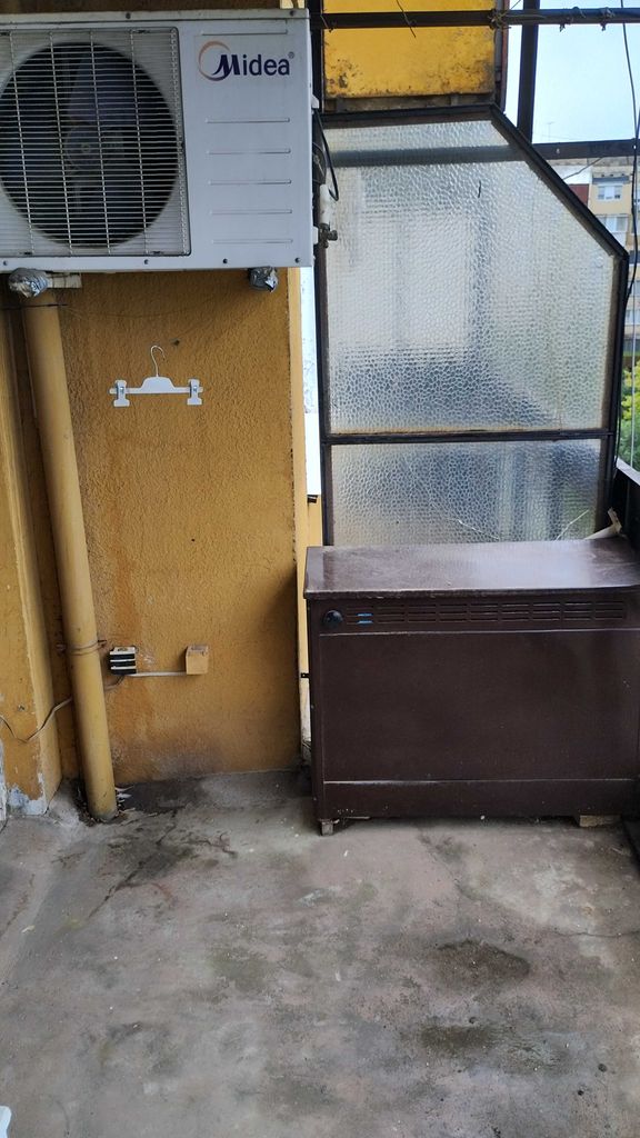 Продава се Двустаен апартамент в Русе, Чародейка - Север - 67 кв.м за 821 €/кв.м - Снимка #17