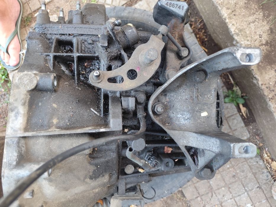 Пежо 407 Ръчна петстепенна скоростна кутия