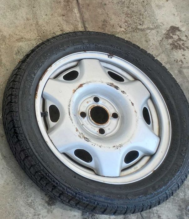 Резервна гума патерица 15"