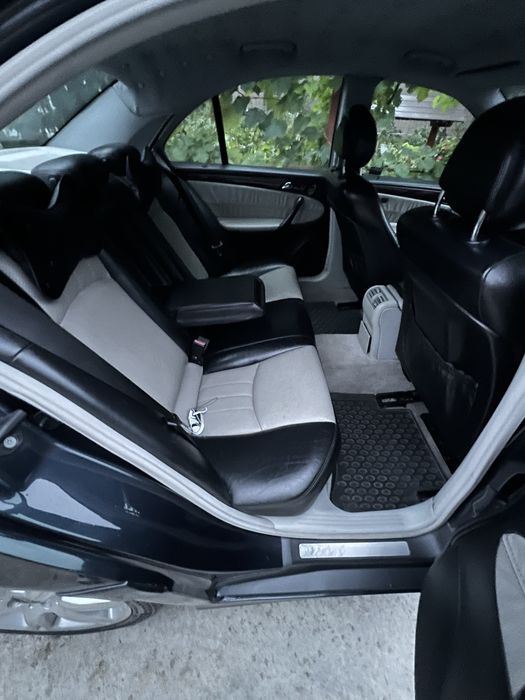 vind mercedes c220cdi 143cai