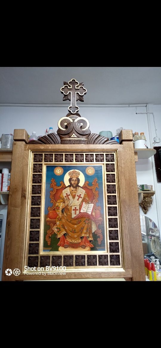 Владишки трон от масив