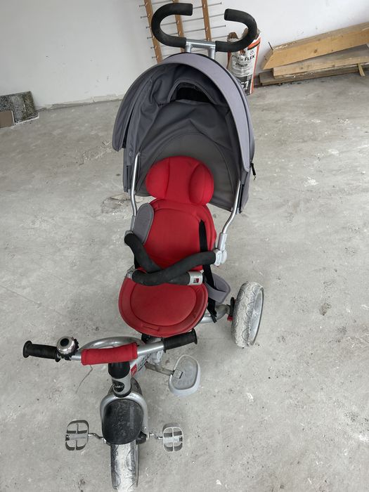 Tricicleta pentru copii