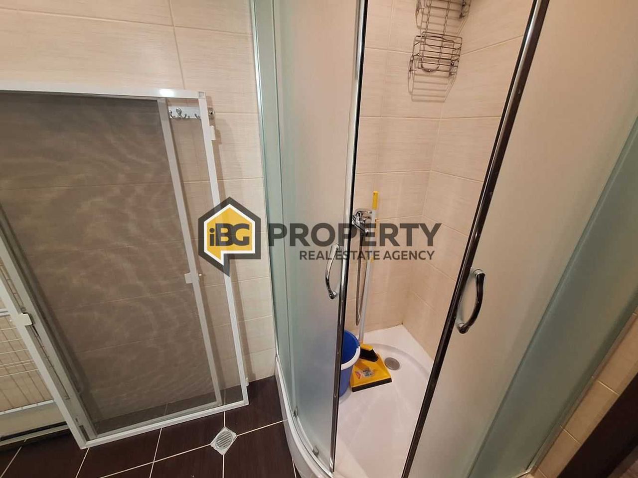 Продава се Двустаен апартамент в Бяла - 61 кв.м за 1058 €/кв.м - Снимка #2