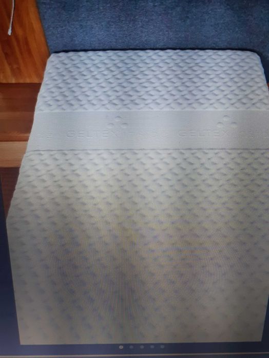 Vănd saltele de 140x200cm, 349 ron/ bucata la Oradea