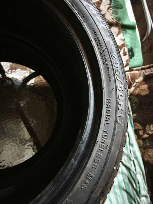 Vând cauciucuri de iarna 205 50 17 Evergreen 2023