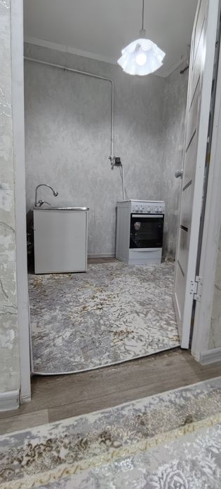 1-комнатная Чиланзар 2  2 этаж С мебелью  Срочно