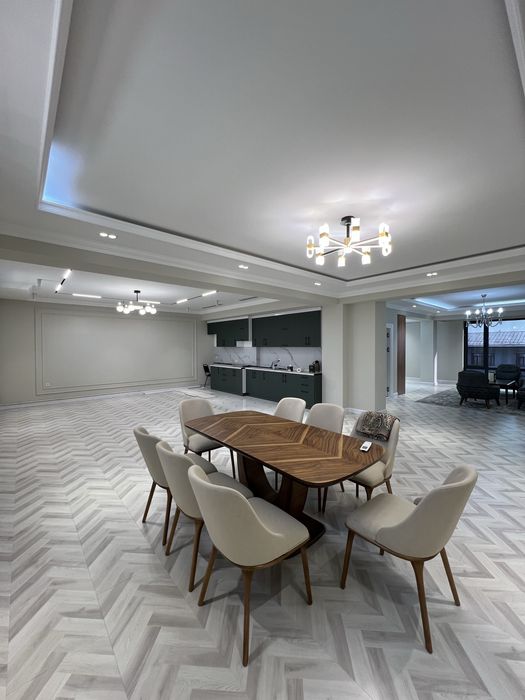 Тайёрe бизнес центр сотилади