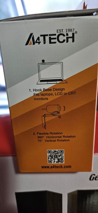 Vand webcam Logitech nou.