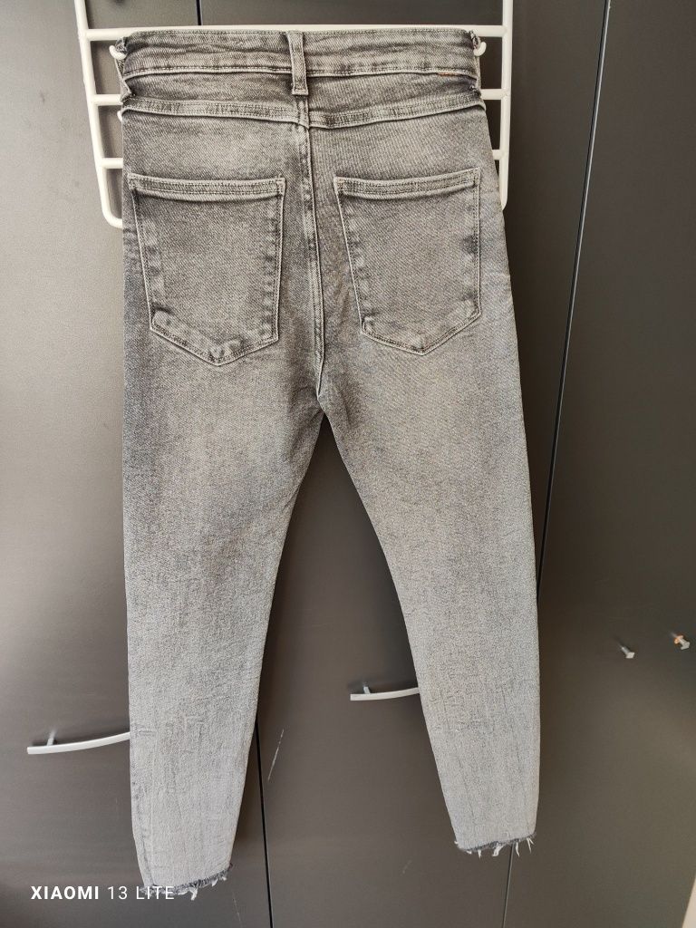 Дънки ZARA с висока талия