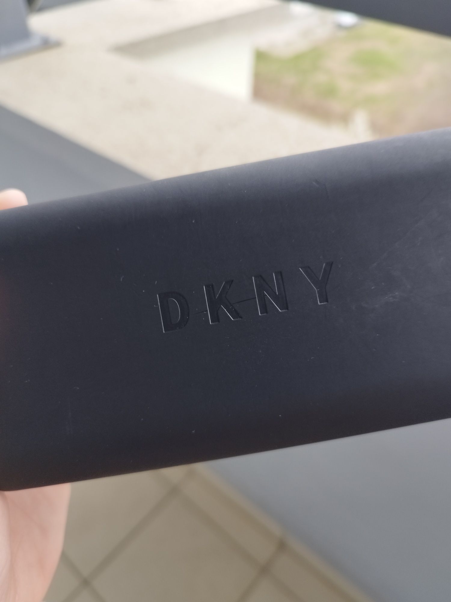 Слънчеви очила DKNY