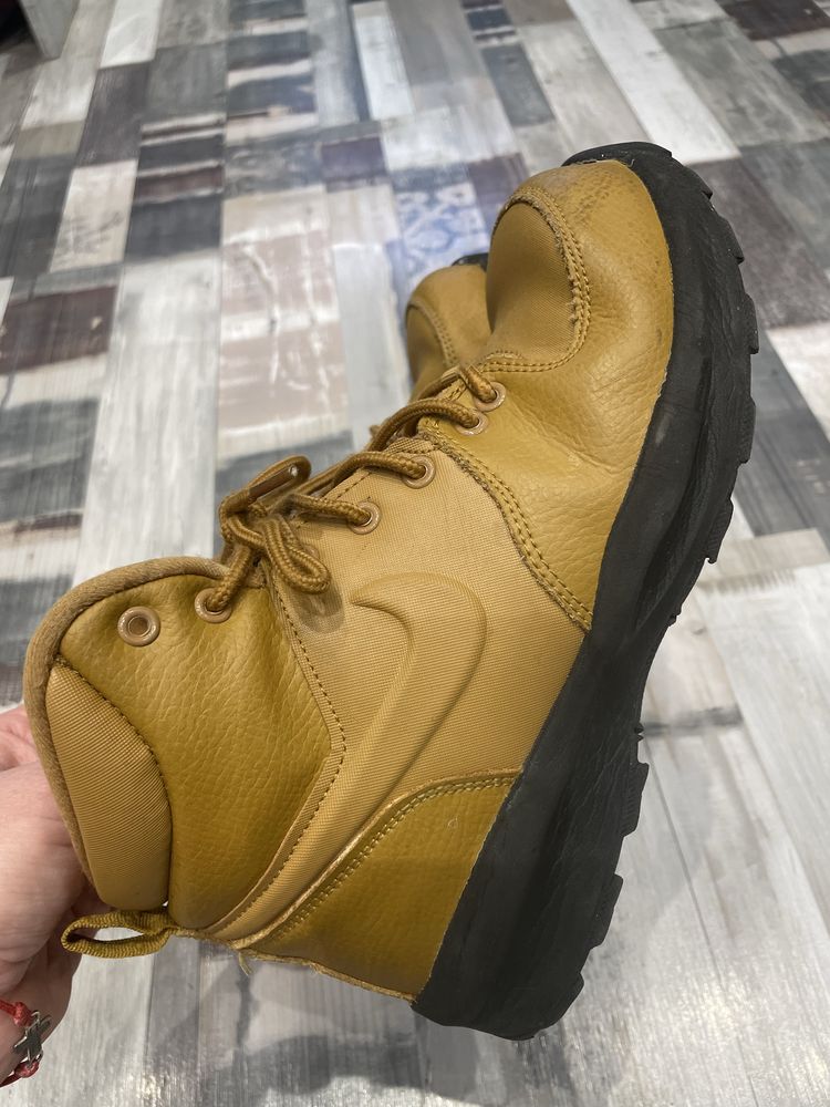 Детски боти Nike