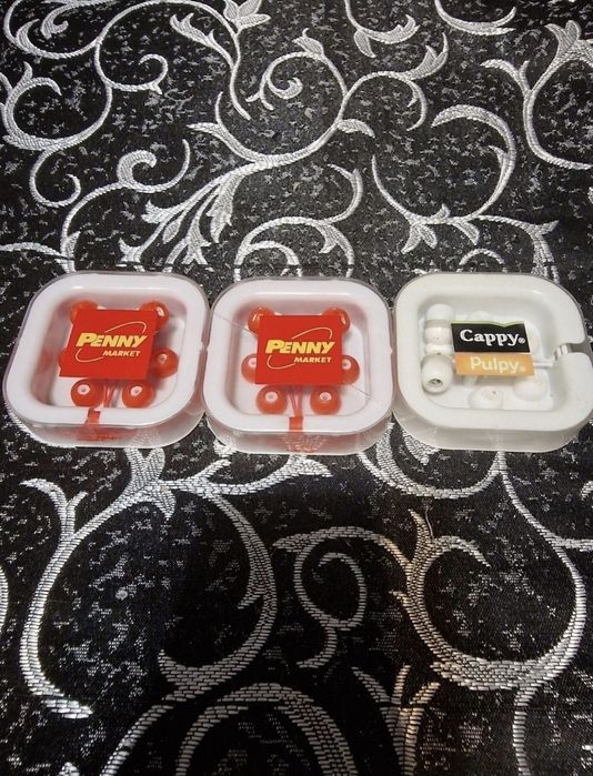 Casti in ear. Penny Cappy