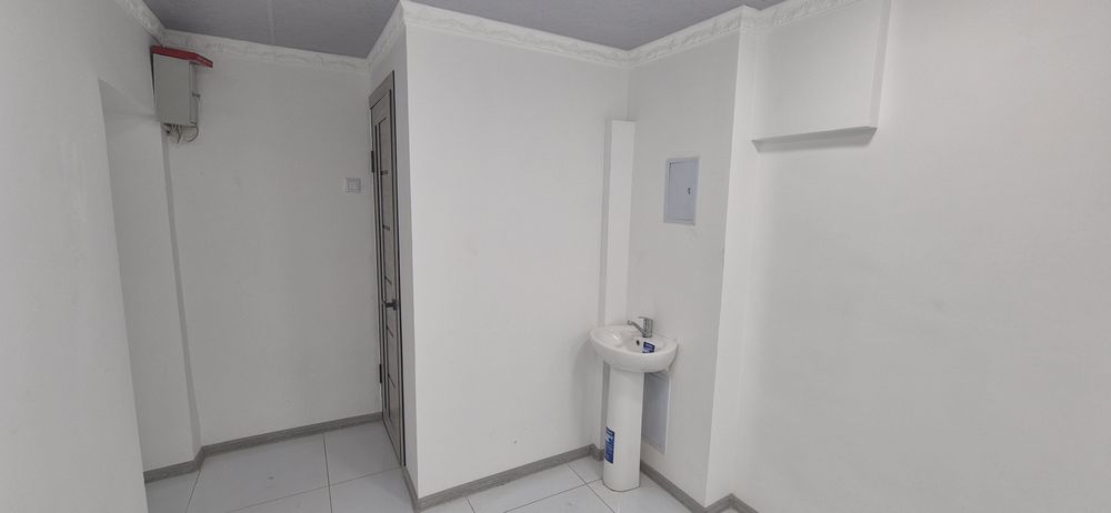 Радугада Нотурар жой офис, сарторошхона  дукон ижарага берилади